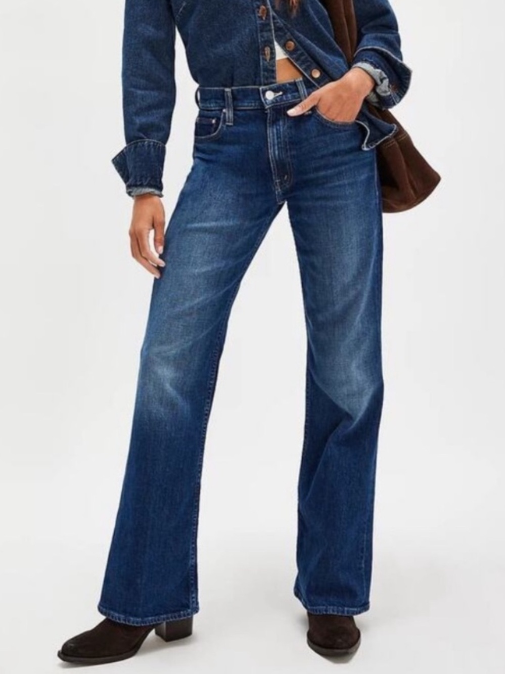 MOTHER The Bookie Sneak Jeans in Perfectly Imperfect Size 28